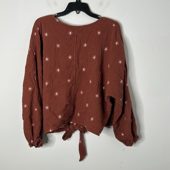 Madewell Maira Lightspun Embroidered Floral Burnished Mahogany Weap Top - Picture 5 of 7